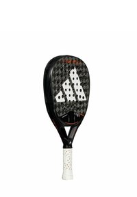 Zwarte padelracket met een gemêleerd, gestructureerd oppervlak. Heeft een wit en zwart ontwerp en een gewikkelde witte grip met oranje accenten.