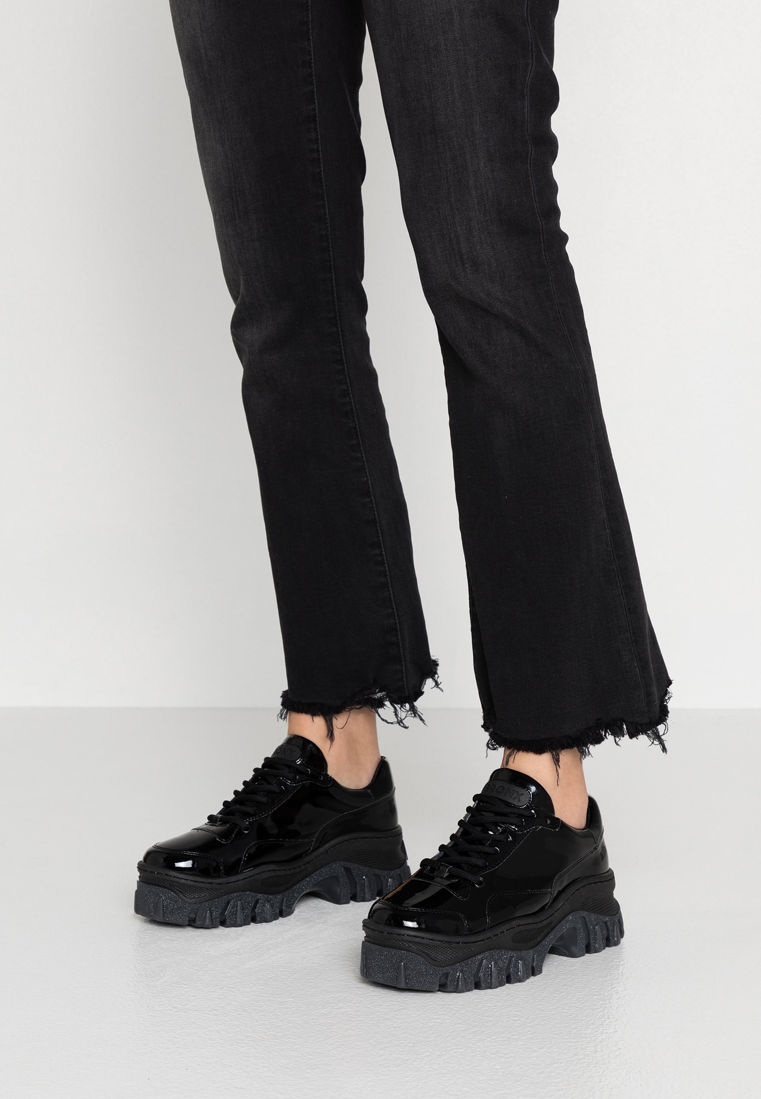 bronx jaxstar trainers