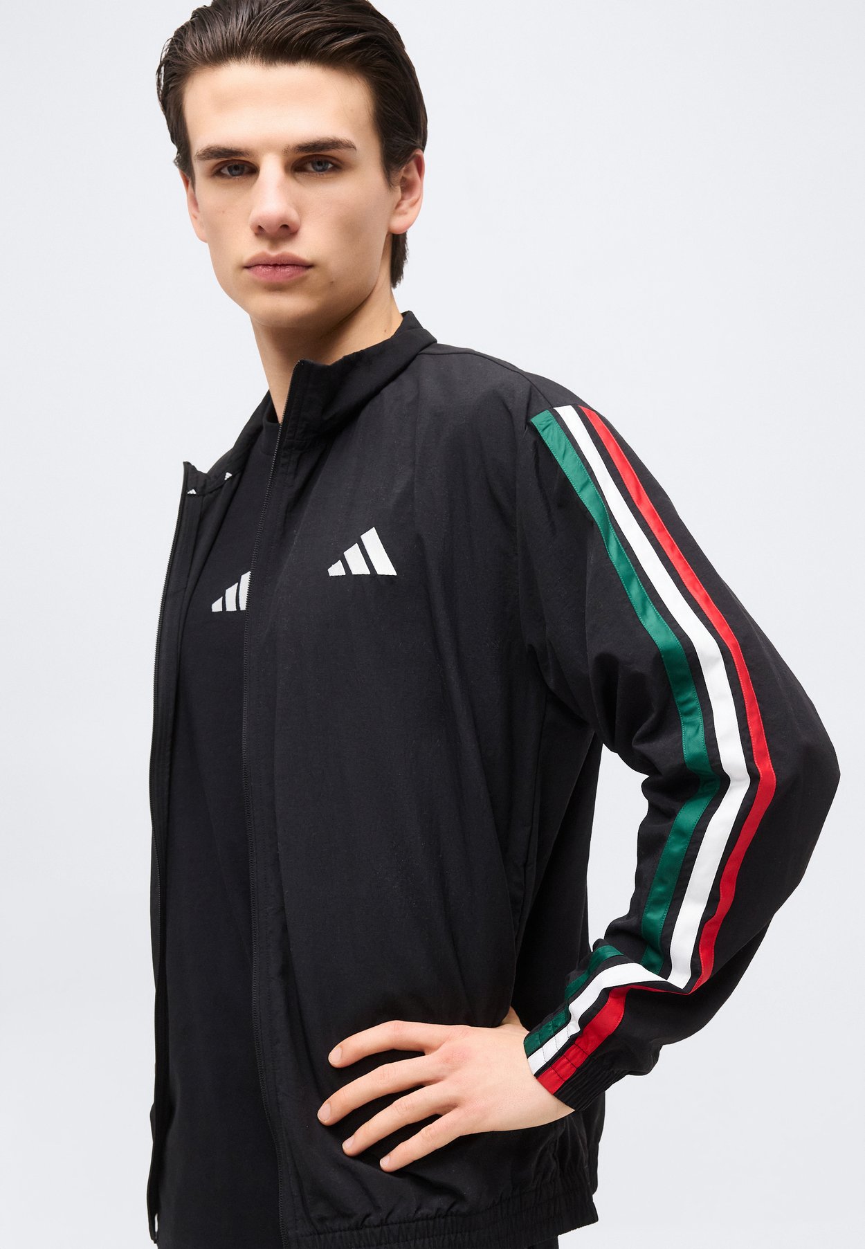 ESSENTIALS 3 STRIPES WOVEN TRACKTOP