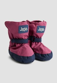 Stivali impermeabili viola e blu navy con una morbida texture in tessuto, parte superiore elastica, cinturino regolabile e patch con logo sul lato.