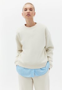 OXXO CREW NECK - Mikina - silver birch