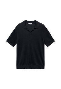 Camisa polo negra de manga corta con escote en V, cuello plano y textura acanalada. El material parece ligero y suave.