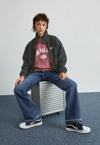 New Balance SPORT JACKET - Treniņjaka - black