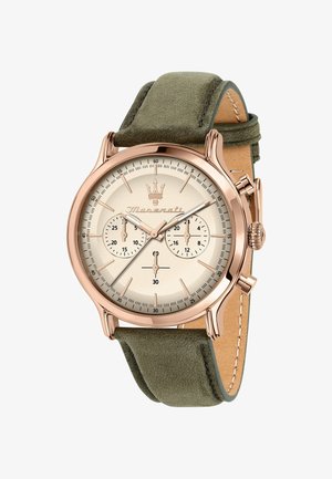 Maserati-Uhr mit einem Gehäuse aus roségoldfarbenem Edelstahl, cremefarbenem Zifferblatt, grünem Wildlederarmband, Chronographen-Funktion und Krone zur Einstellung.