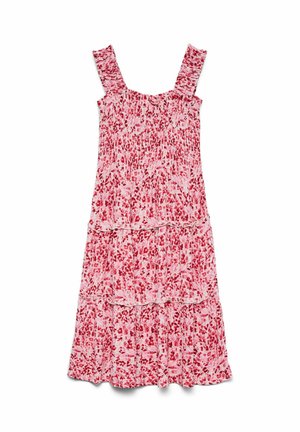 Robe rose sans manches à volants avec larges bretelles et motif floral rouge sur tissu léger.