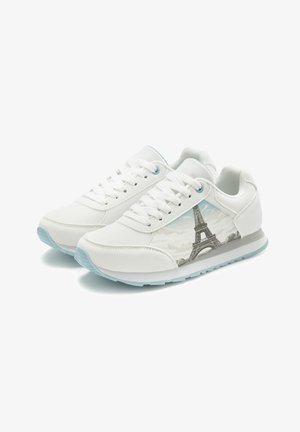 LASCANA, LASCANA SNEAKER - Trainers - weiß hellblau paris