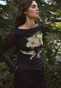 Next KEW COLLECTION LONG SLEEVE RUCHED - Blūze - black floral placement