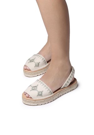 STAR - Sandalen - pedra