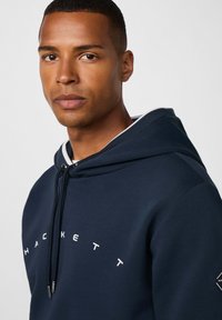 Hackett London SPORTING HDY - Jersey con capucha - navy
