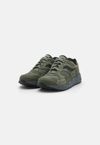 Saucony GRID SHADOW 2 - Sneaker low - forest/black