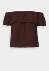 JDYDIVYA OFFSHOULDER - Μπλούζα - fudge
