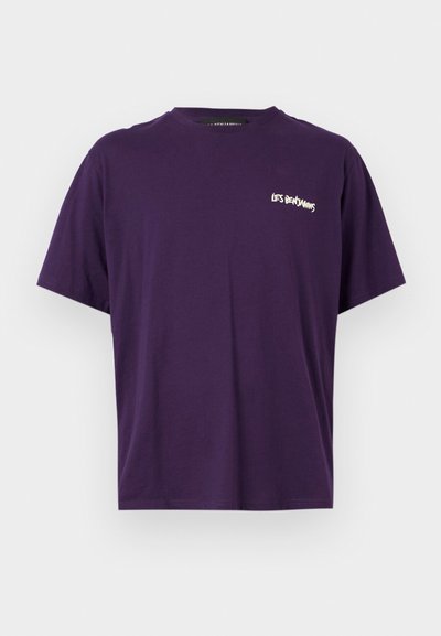 Les Benjamins SHORT SLEEVE TEE UNISEX - Print T-shirt - deep purple