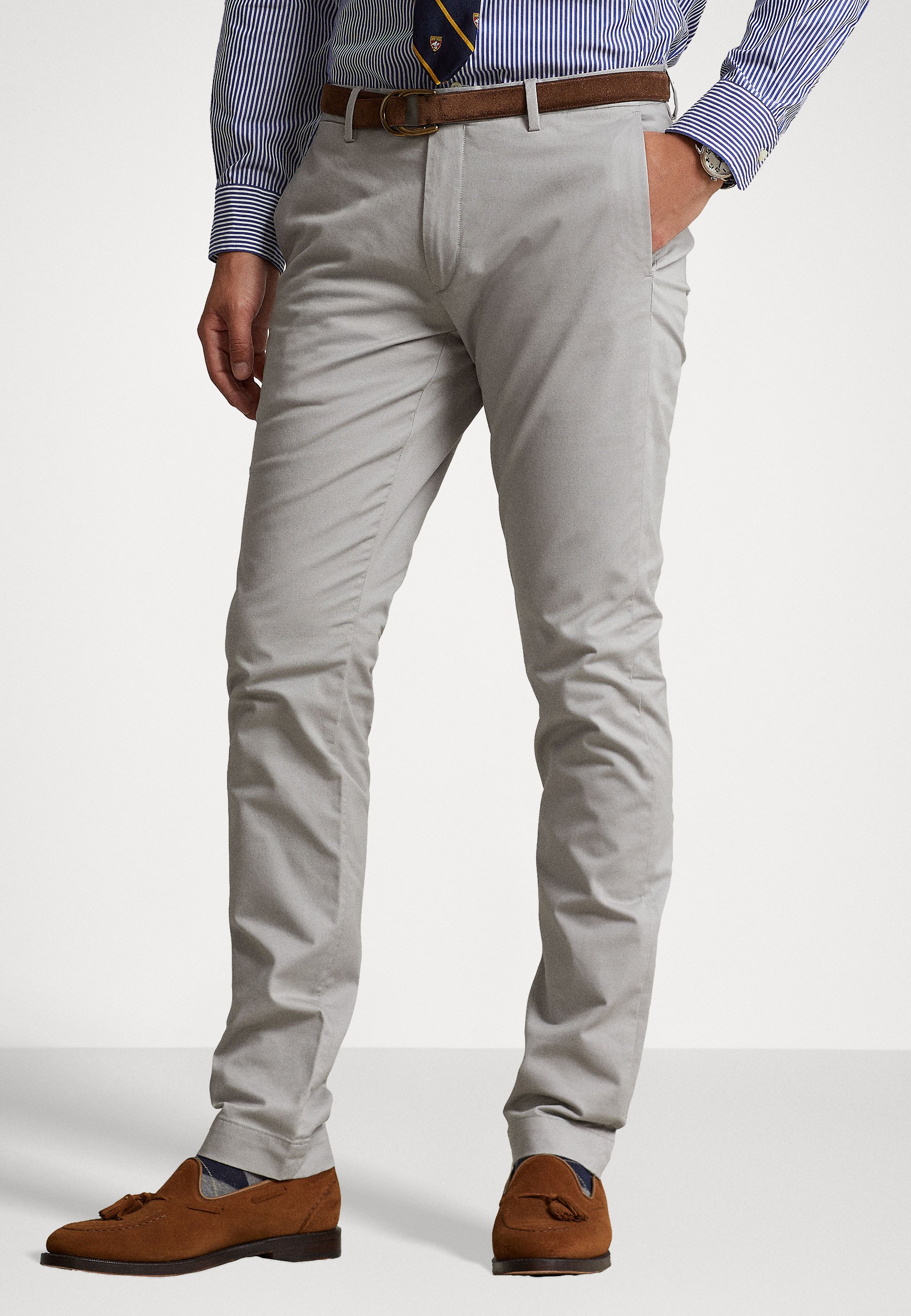 Polo Ralph Lauren FLAT PANT - Pantalones chinos - soft grey/gris Zalando.es