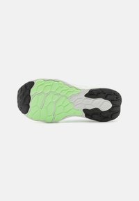 New Balance FRESH FOAM X 1080 - Tekaški copati za cesto - white