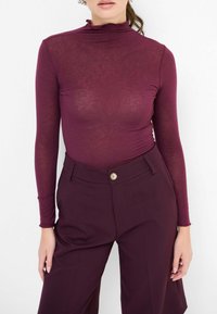 Non selezionato, bordeaux