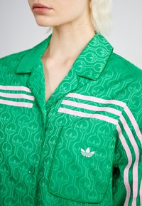 adidas Originals Skjortebluser - green