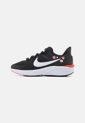 STAR RUNNER 4 SE UNISEX - Competition running shoes - black/white/pink rise/picante red