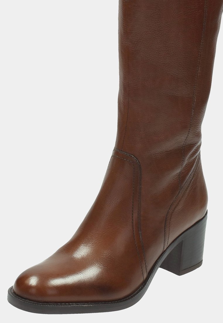 mascarpone ela boots