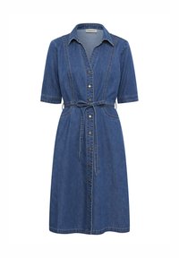 Denim skjortklänning med knappstängning fram, korta ärmar, bälte i midjan och kontrasterande sömmar i en medelblå färg.