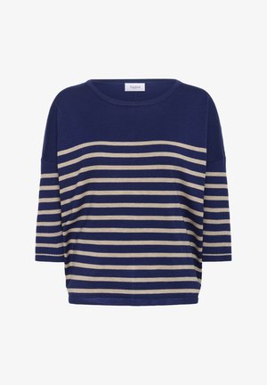 Marineblaue und beige gestreifte Strickjacke mit weitem Ausschnitt und Dreiviertelärmeln. Weiche Textur, lockere Passform, lässiges Design.