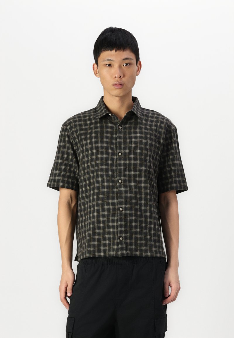 Hollister Co. Boxy Short-Sleeve Plaid Shirt - Camicia - melbourne black