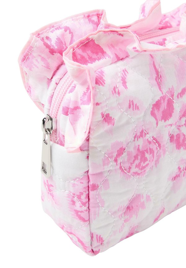 QUILTED TOILETRY – Kosmetiktasche