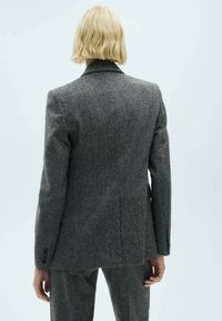Mango Kratka jakna - grey