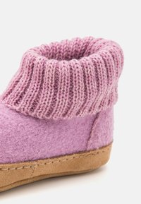 Bergstein COZY LUX UNISEX - Pantoffels - pink