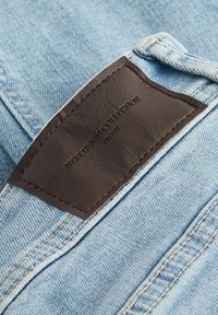 Next BOYFRIEND  - Jean droit - bleach denim