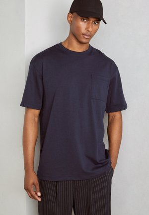 CORE 3 CROSSES LOOSE FIT POCKET  - Basic T-shirt - night