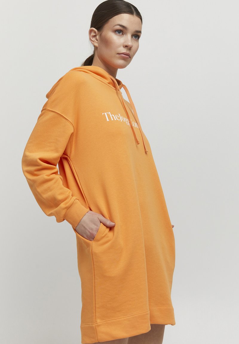 Damen Freizeitkleider | TheJoggConcept JCSAFINE Jerseykleid muskmelon/orange - UC14998 Damen Freizeitkleider | TheJoggConcept JCSAFINE Jerseykleid muskmelon/orange - UC14998