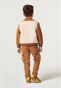 Noppies Chaqueta de entretiempo - brown