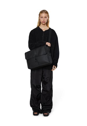 Rains, MESSENGER - Bandolera - black