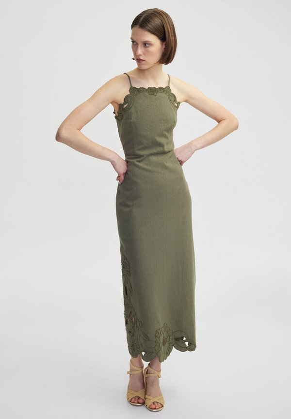 EMBROIDERED HALTER NECK - Freizeitkleid