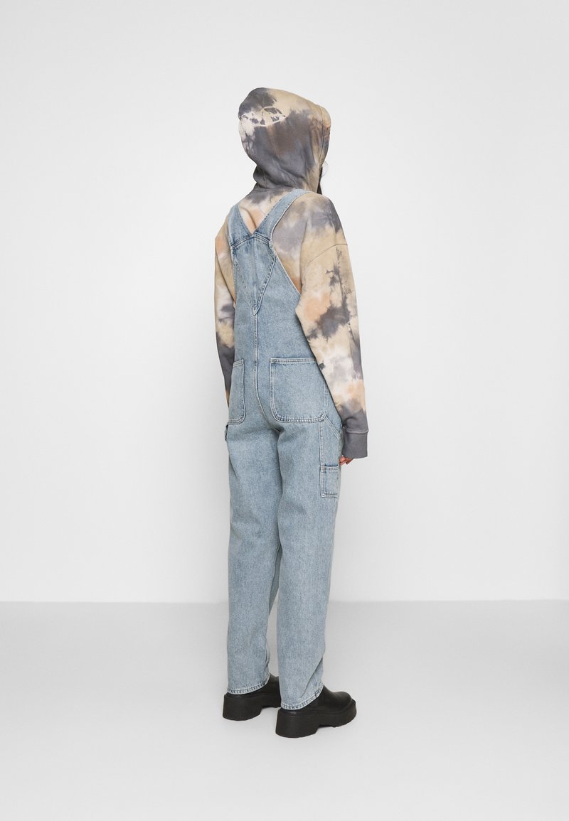 Damen Kleider | Monki Latzhose blue medium dusty/blau - YW22555 Damen Kleider | Monki Latzhose blue medium dusty/blau - YW22555