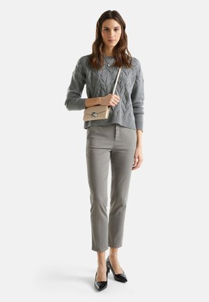 United Colors of Benetton SLIM FIT - Pantalones chinos - grey