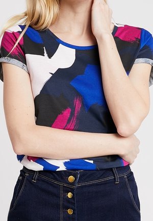 T-shirts print - pink