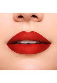 LANCÔME L'ABSOLU ROUGE DRAMA INK czerwony