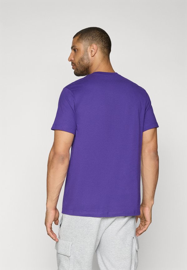 NBA LOS ANGELES LAKERS TEE - Print T-shirt - field purple4