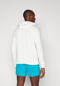 Fila ROBIN - Majica s kapuljačom i patentnim zatvaračem - white alyssum