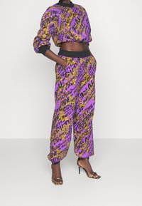 Versace Jeans Couture Sweatshirt - gold-coloured