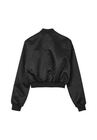 Veste bomber en satin noir avec des manches longues, des poignets élastiques, un col et une taille élastique, présentée de dos sur un fond blanc uni.