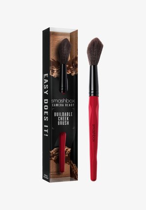 BUILDABLE CHEEK BRUSH - Makeup brush - -