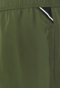 Replay BOXER - Calções de banho - olive