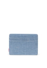 Portafoglio in denim di colore azzurro chiaro con superficie texturizzata, tre slot per carte e un accento rosso sul lato. Forma rettangolare compatta.