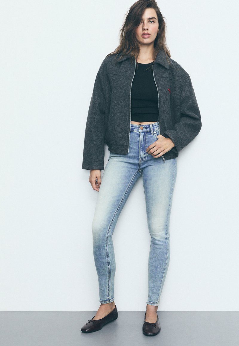 Stradivarius Jeans Skinny Fit koningsblauw