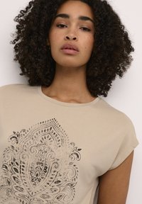 Kaffe KAMALLY - T-shirts print - feather gray