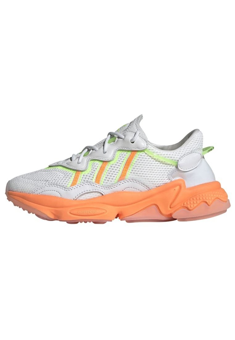 adidas Originals OZWEEGO SPORTS INSPIRED SHOES - Matalavartiset tennarit -  crywht/sigorg/siggnr/valkoinen - Zalando.fi