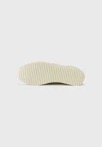 EA7 Emporio Armani LACES UNISEX - Sportcipő - silver birch/gold