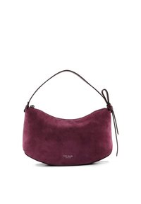 Borsa a tracolla in camoscio viola con forma curva, sottile tracolla in pelle marrone e dettaglio a fiocco. Presenta un logo impresso vicino alla base.